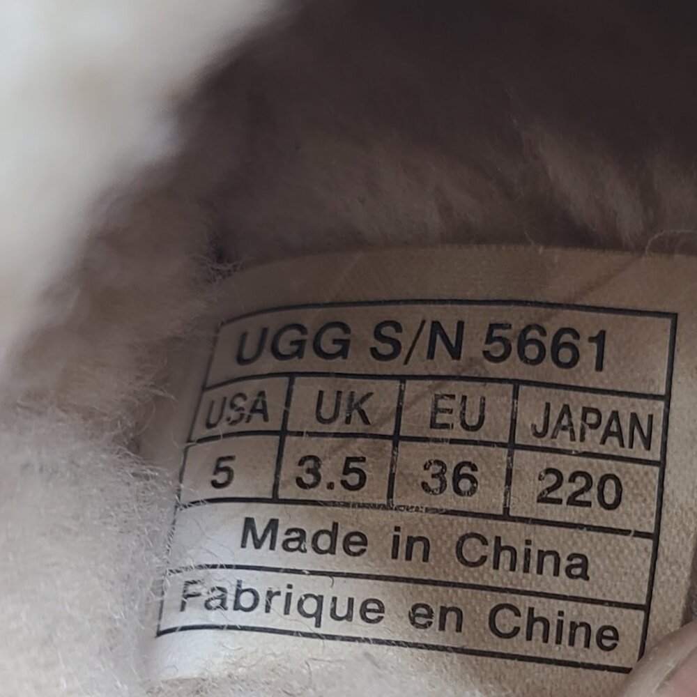 UGG Women's Gray White Scuffette II 5661 Suede Fur Slip-On Winter Slipper Size 5 - Picture 6 of 7